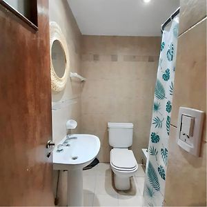 Habitación Estándar con Cama Queen